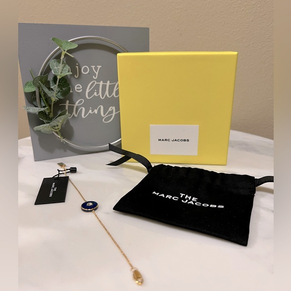 5 pcs. Marc Jacobs Medallion Gold and Blue Bracelet - Picture 2 of 11